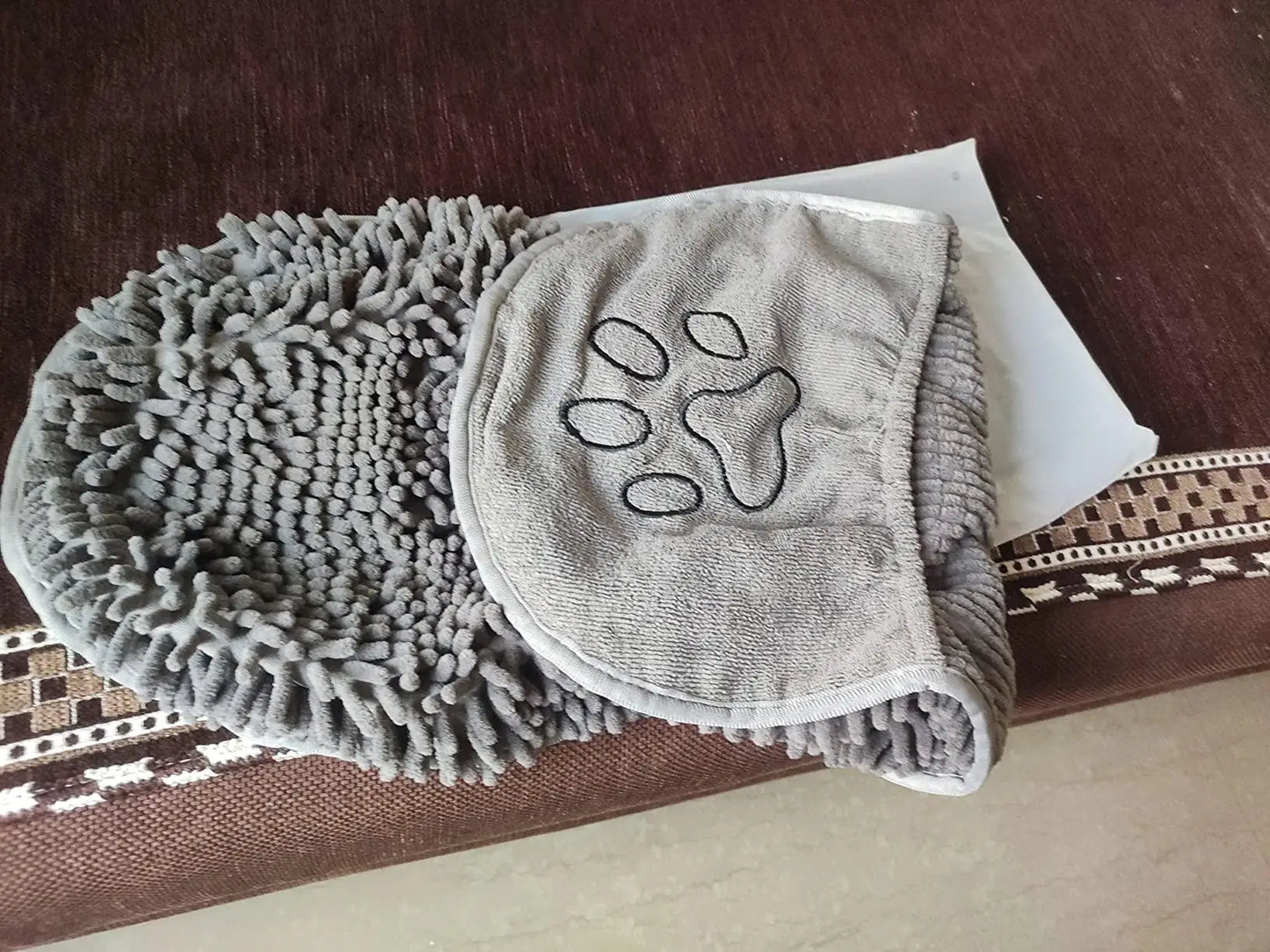 9018